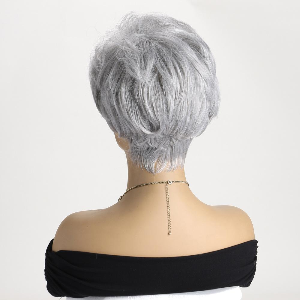 Short Grey Silver Wigs for White Women Natural Layered Pixie Cut Wigs with Bangs Synthetic Short Gray Hair Wig for Older Women