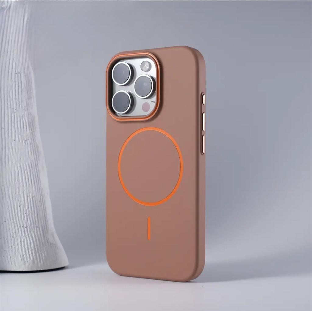 Applicable to Apple 17promax matte skin color contrast fine ring magnetic suction iPhone16 light and anti-drop mobile phone case