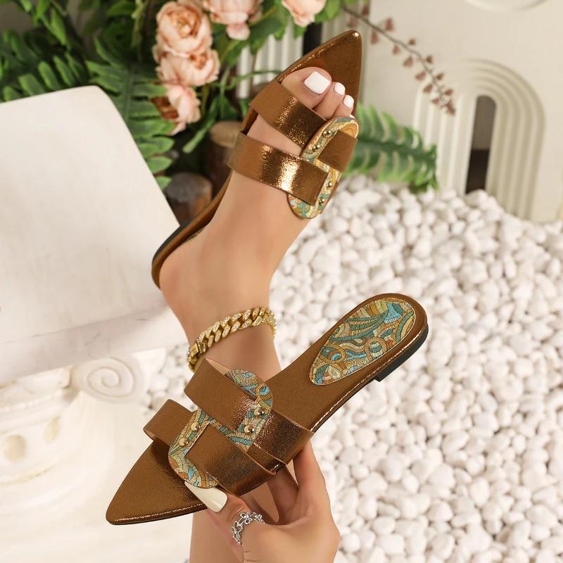 Fashion Fashion Rivet Decoration Design Flat Slippers Women Sexy Open Toe Beach Sandals Comfort Soft Sole Casual Shoes Zapatos De Mujer