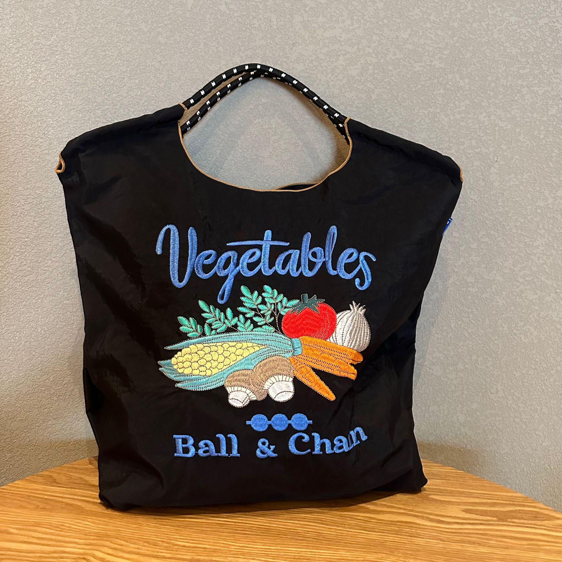 

Экологичная нейлоновая сумка в японском стиле с вышивкой, вегетарианским дизайном и шариковой цепочкой Large