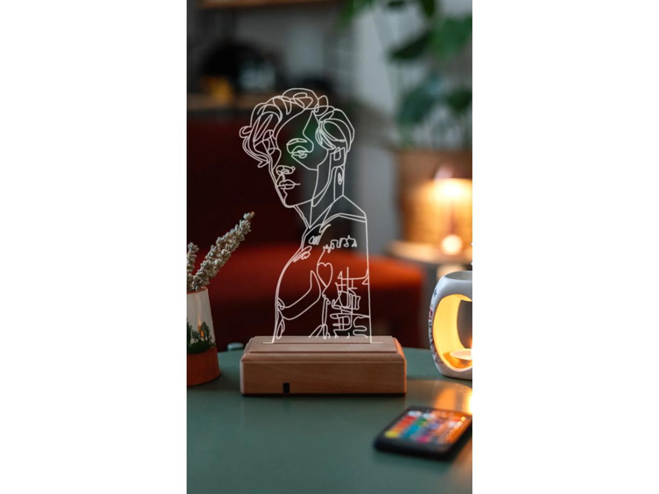 

16-кольоровий нічник Harry Styles