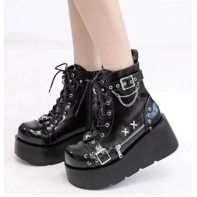 Botas cortas de motociclista con cordones y hebilla decorativa de cabeza redonda súper geniales para mujer 2024 Punk 2024 Spicy Girl 2024 Nueva edición