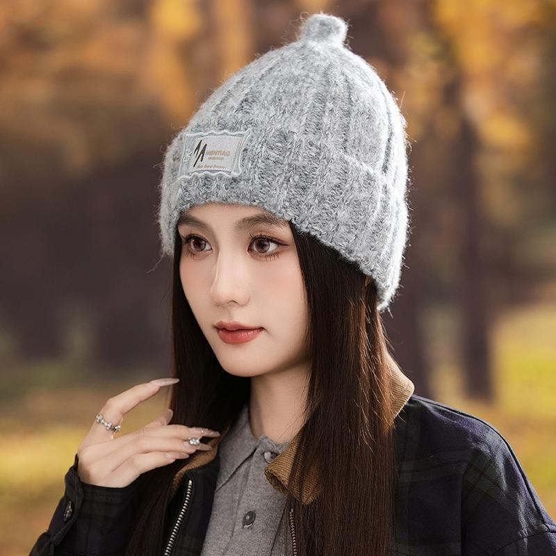 Autumn and Winter Hats, Women's Cloth Knitted Wool Hats, Windproof and Warm Cold Hats, Fashionable and Versatile Face-showing Small Pullover Hats