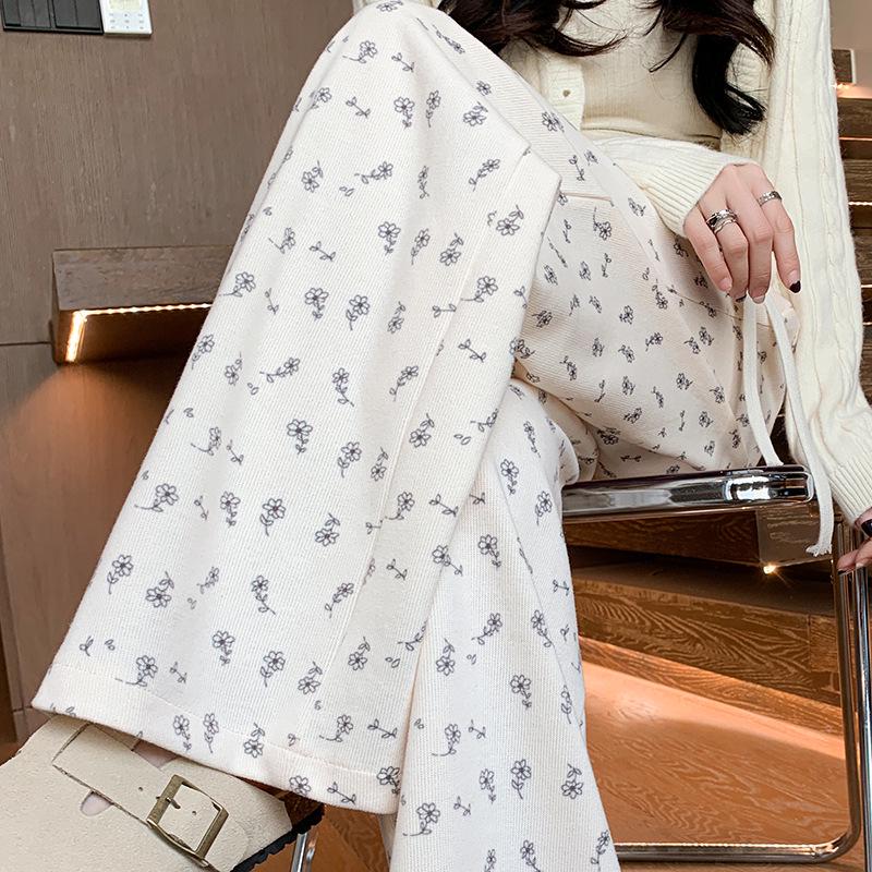 Petite White Floral Wide-Leg Women's Sweatpants: New Loose Casual Straight-Leg Pants for Spring, Summer, Autumn 2025