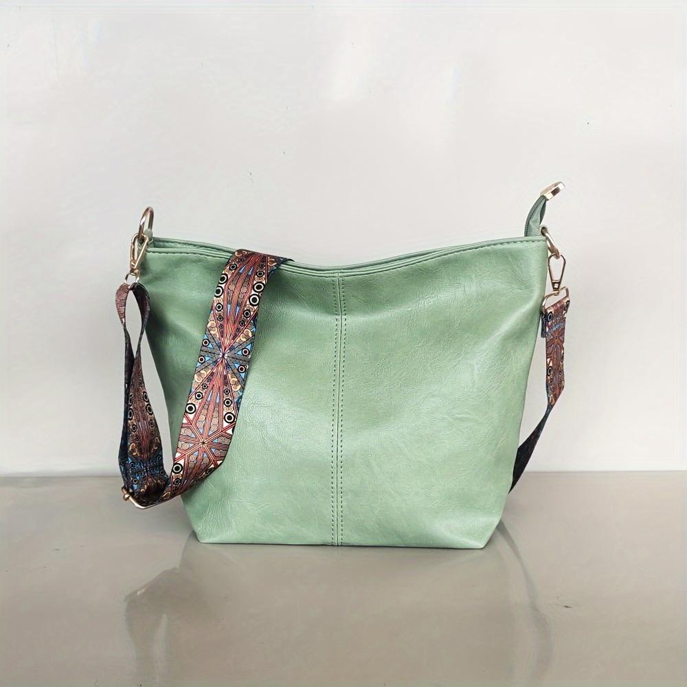 Fashionable wide shoulder strap shoulder bag, retro PU leather women's crossbody bag, casual bucket bag