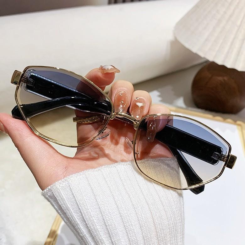 New Metallic Edge Retro Sunglasses Women Uv400 Polarized Fashion Outdoor Accessory