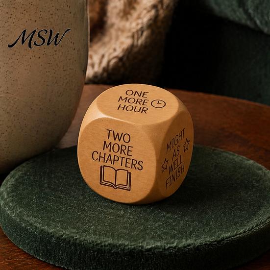 Natural Wood Reading Gift Wooden Decision Dice, 6-Sided Engraved Quotes Prompt, Library Habit Organizer Charm, Fun Companion Book Lover Dice
