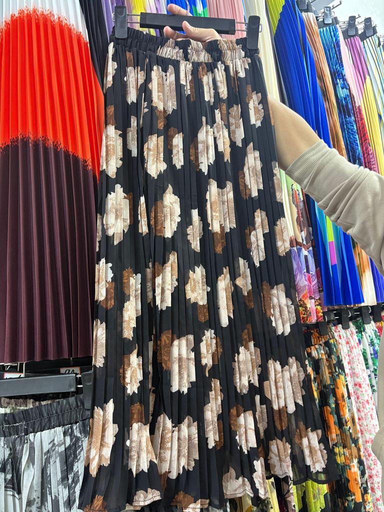 European & American Pleated Print Midi Skirt, Soft Chiffon Fabric, High Waist, Versatile Style