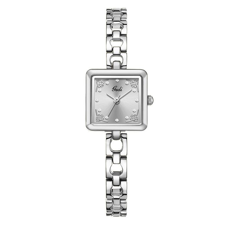 Chinese Retro Bracelet Watch Women'S Small Square Plate Bracelet Watch Niche High-End Medium And Antique Small Silver Watch
