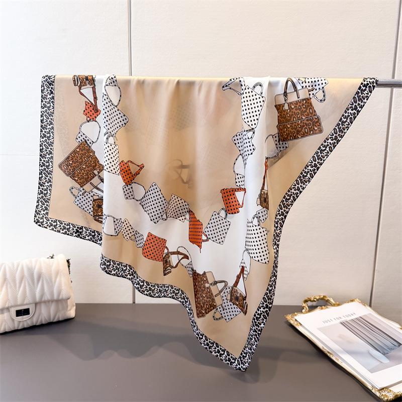 

Fashion Leopard Print Imitation Silk Scarf Square Scarf High-End Shawl Versatile Neck Small Square Scarf Headscarf Scarf Women Unilateral 66-70CM