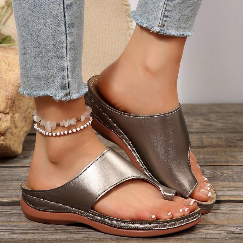 Spring and Summer Footwear Plus Size Round-headed Thick-soled Soft-soled Toe Sandals Slippers Beach Shoes Women's Shoes