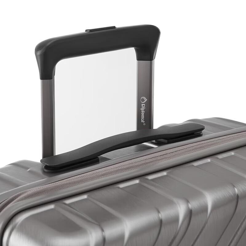 Diplomat HM-26202-1 PC Hardside Spinner Luggage