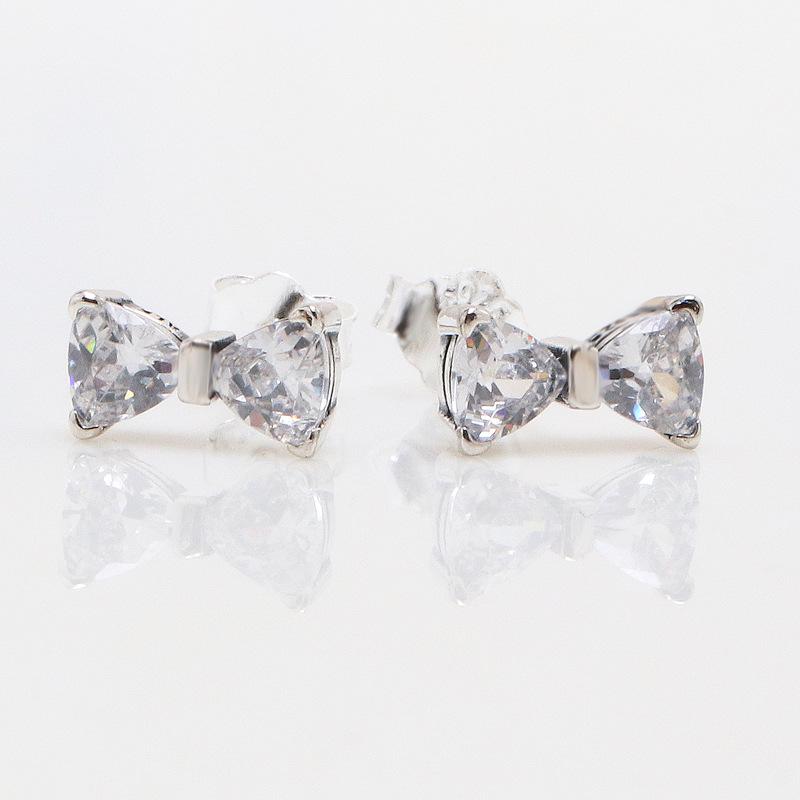 Pan Jia Sparkling Butterfly & Heart Bowknot Stud Earrings - Elegant Gift for Her White Copper