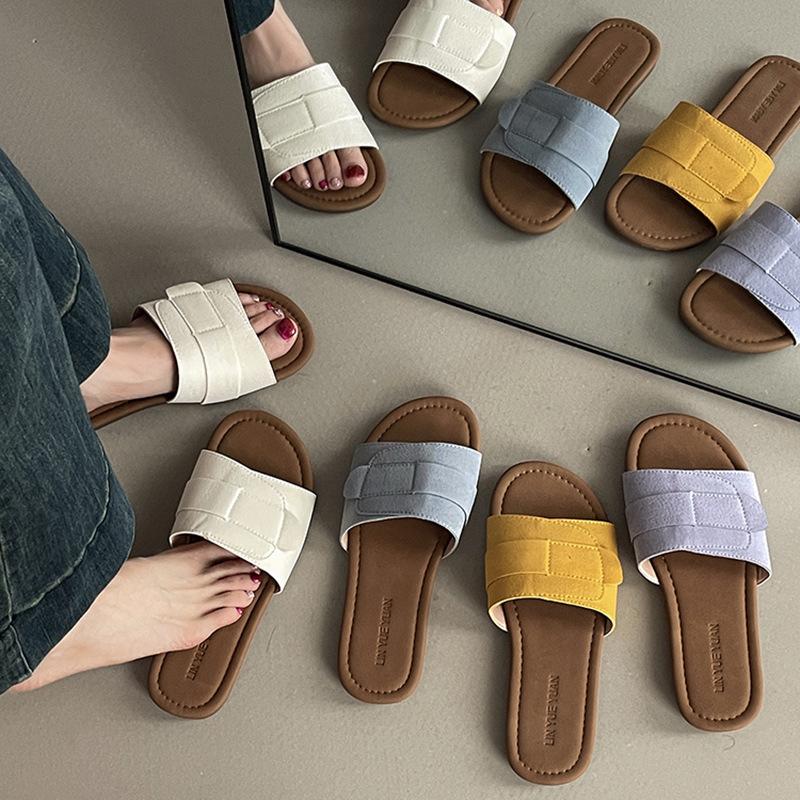 Fashion Simple Soft Bottom One-word Slippers Women's Summer Wear 2025 New Summer Versatile Mori Series Beach Cool Slippers