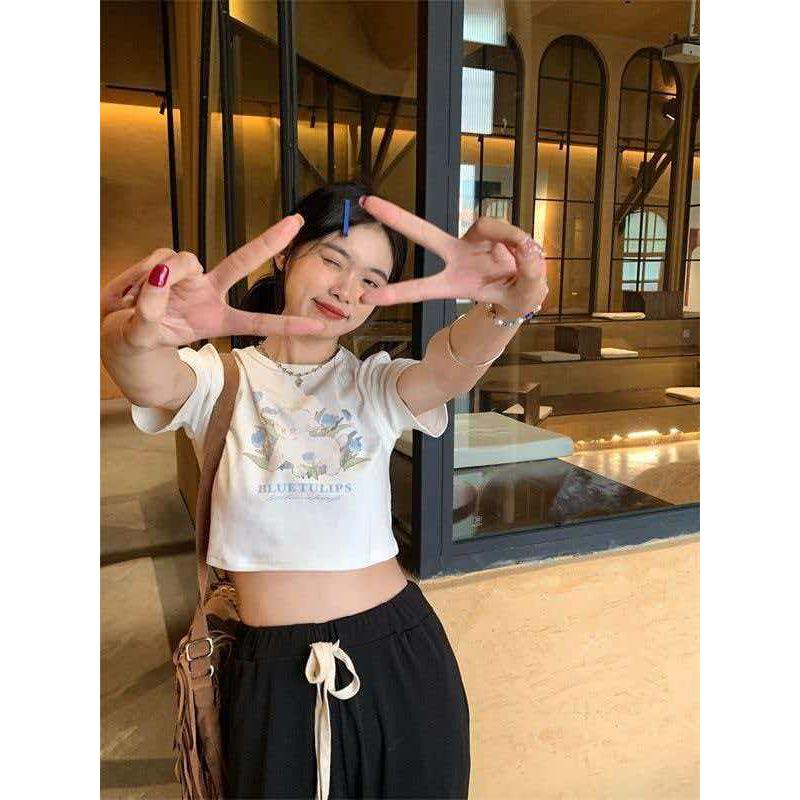 

Small man shows high navel white short-sleeved T-shirt women s summer new careful machine waist top M