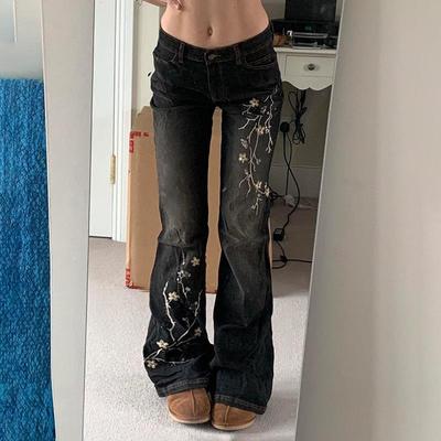 Damen Jeans im amerikanischen Retro-Stil, schmal geschnitten, Bootcut, mit Pflanzenstickerei