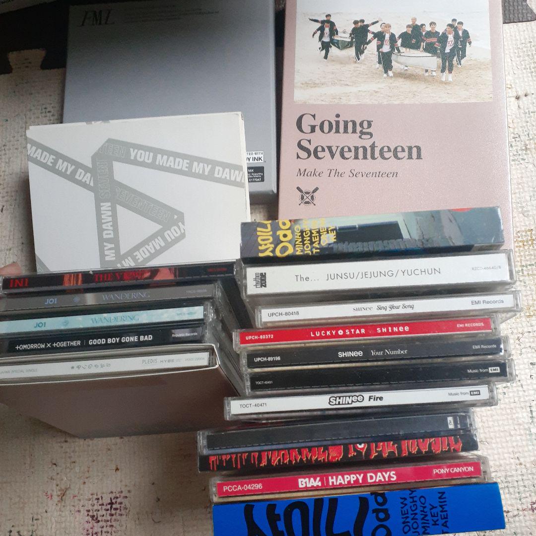 

[ВЖИВАНИЙ] K-POP Колекція CD Seventeen