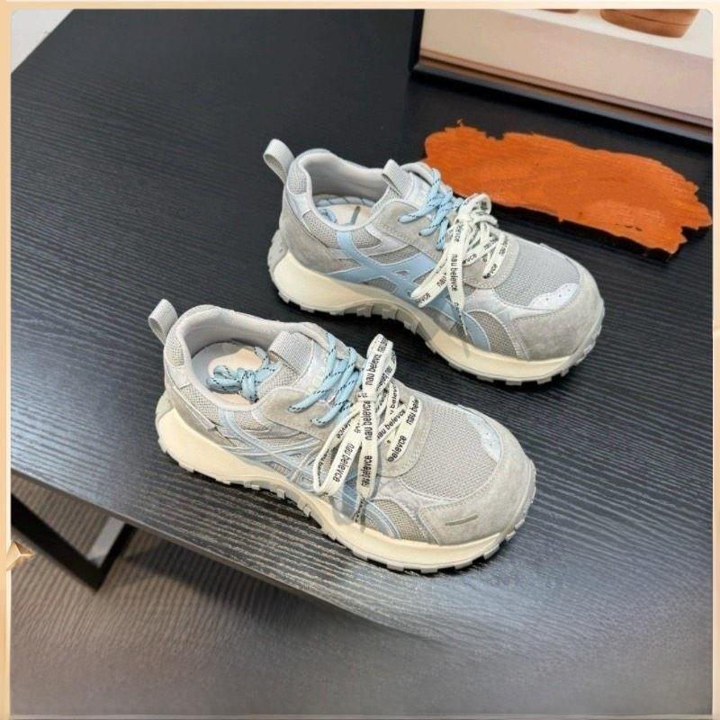Womens Chunky White Sneakers With Foam Cushioning And Rubber Outsole For Daily Wear