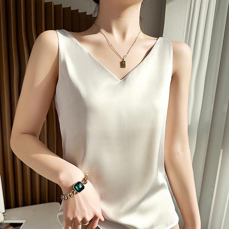 

Шелковистая майка с перекрещенной спинкой - Женское летнее нижнее белье и верхняя одежда M