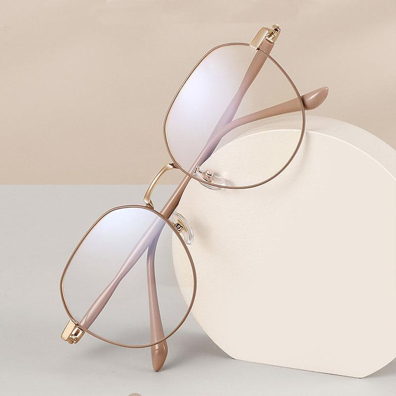 Lightweight Anti Blue Light Glasses for Women Men Tr90 Flexible Frame Computer Glasses Female Transparent Spectacle Uv400