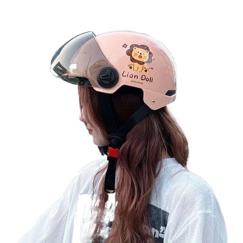 Women's Cute Cartoon Cat Electric Scooter Motorcycle Safety Helmet - Winter All Seasons, New National Standard, Half Helmet