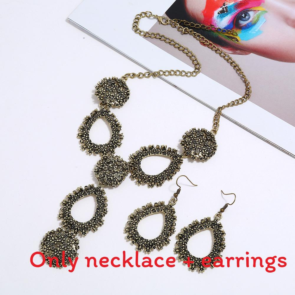 Water Chic Geometric Drop Necklace Set With Alloy Pendant And Chain Spring For