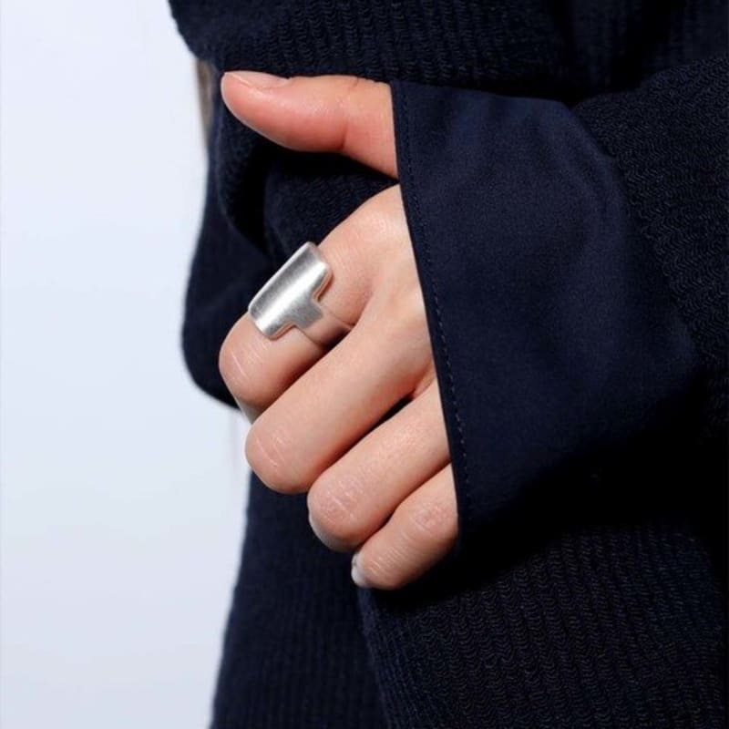 HAE Square Ring