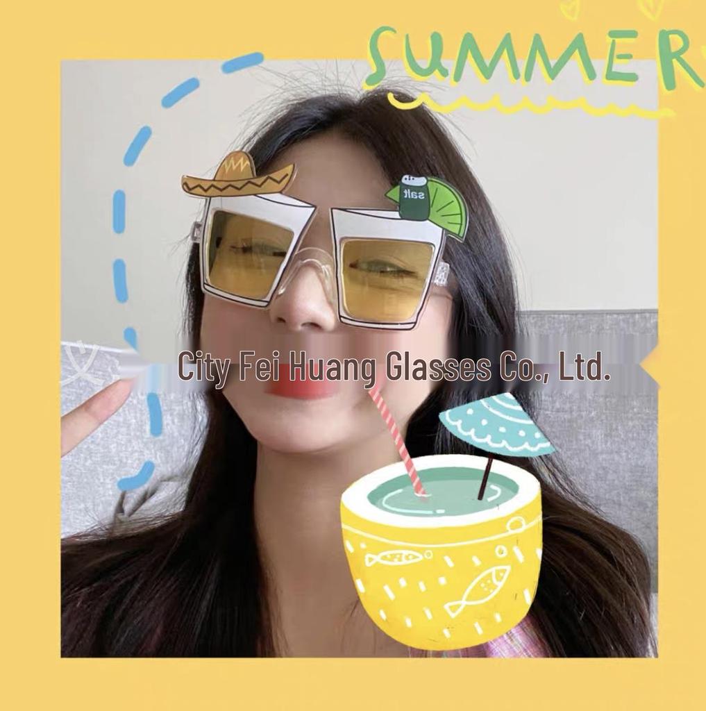 Komik İnternet Ünlüsü Güneş Gözlükleri: Eşsiz Parti ve Doğum Günü Fotoğraf Aksesuarları