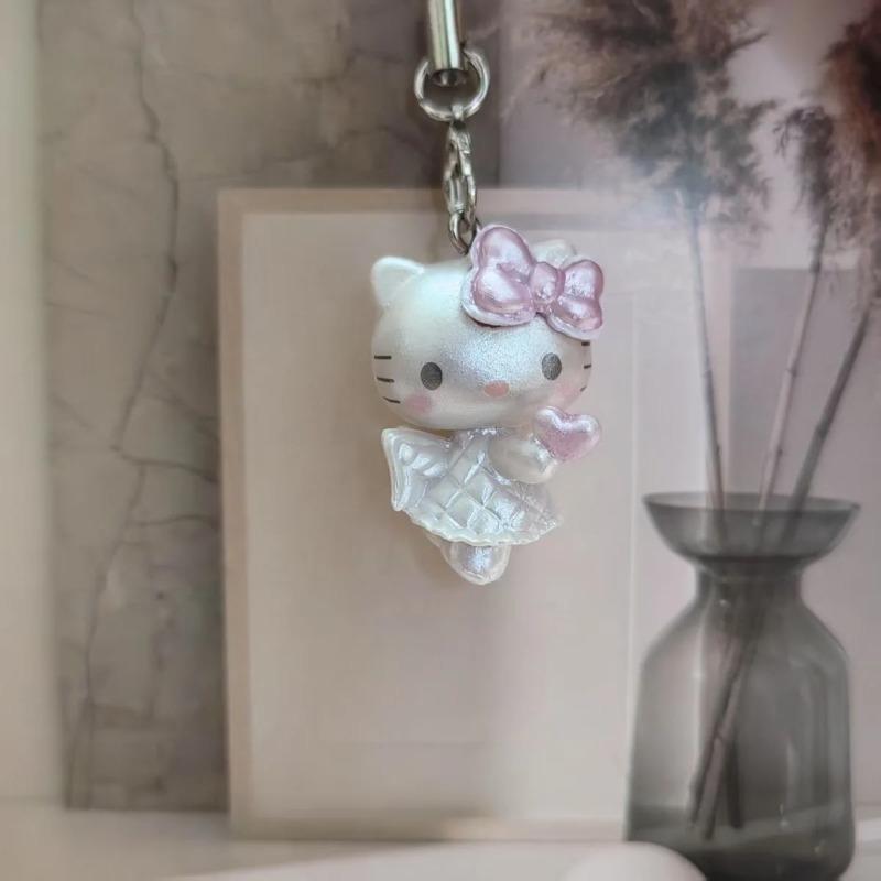 Vintage Pink Heart Lock Hello Kitty Pendant Accessories Cute And Charming Japanese Charm Shell Angel Wings Devil Hello Kitty Keychain Gifts