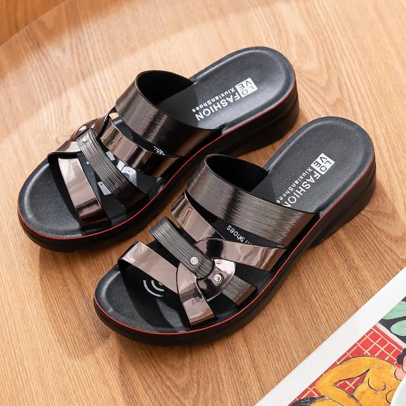 Hausschuhe für Damen, Sommerkleidung, mittlerer Absatz, weiche Sohle, Damen mittleren Alters, flacher Boden, rutschfeste Sandalen für Mütter mittleren Alters und ältere Menschen