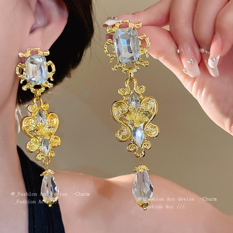 Silver needle crystal square fringed earrings retro exaggerated high-end temperament earrings court style light luxury earrings