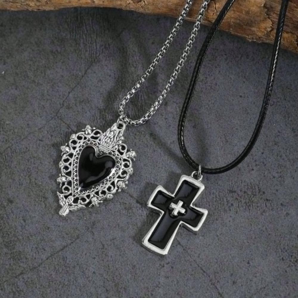 2pcs Set Retro Gothic Flame Sacred Heart Cross Pendant Necklaces Stacked Set for Women Men Halloween Party Jewelry Accessories