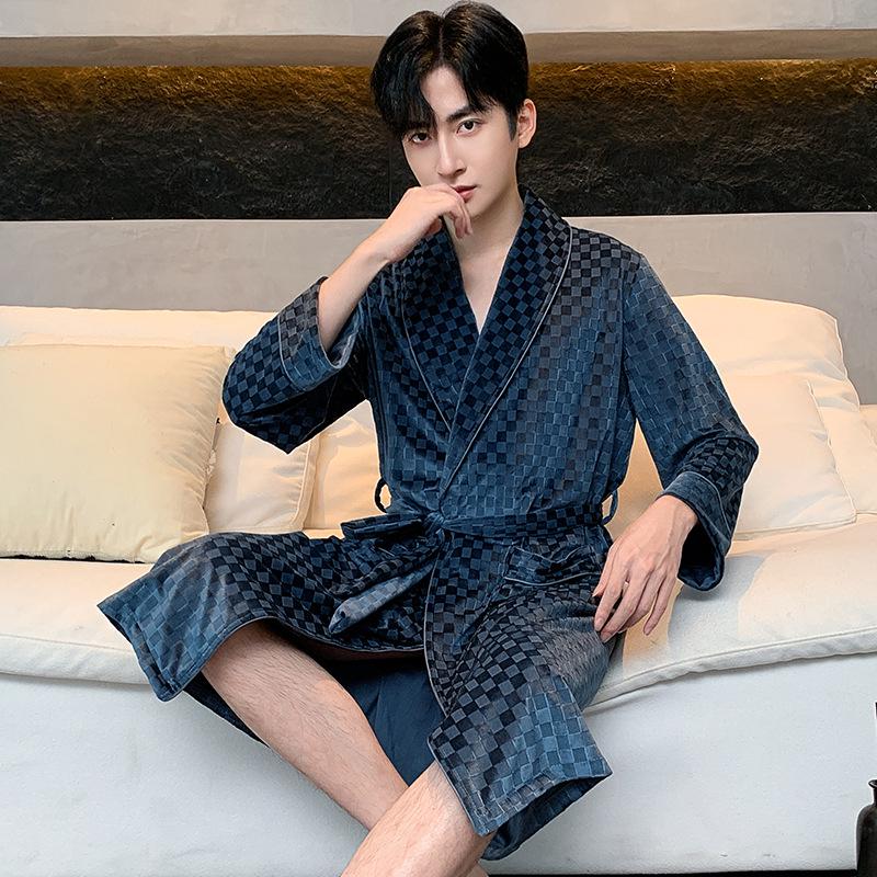 Men's Mid-Length Checkered Velvet Bathrobe - Golden Velvet, Autumn/Winter, Korean Style.