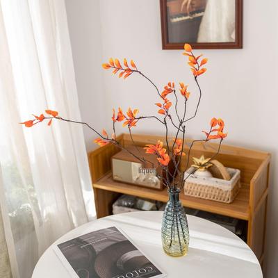 Boliginnredning – Dekorative blomster og kranser