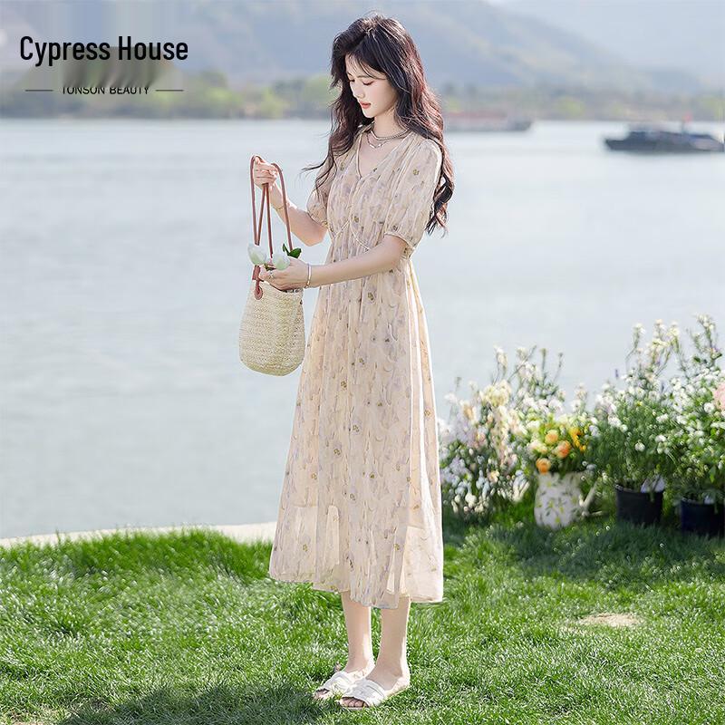 Elegant V-neck Printed Midi Dress M