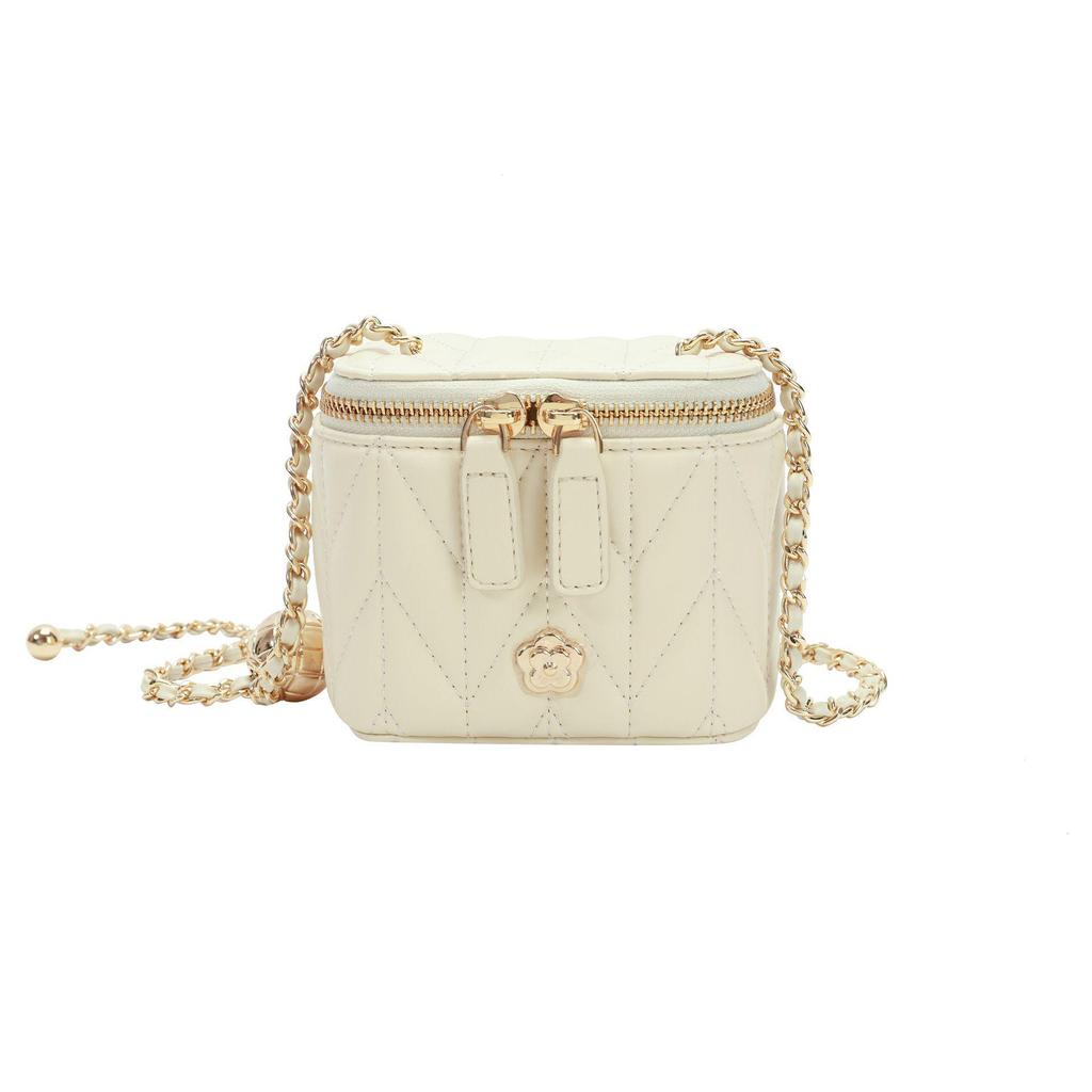 Camellia Diamond Chain Messenger Bag - Versatile, Trendy, and Casual Shoulder Bag