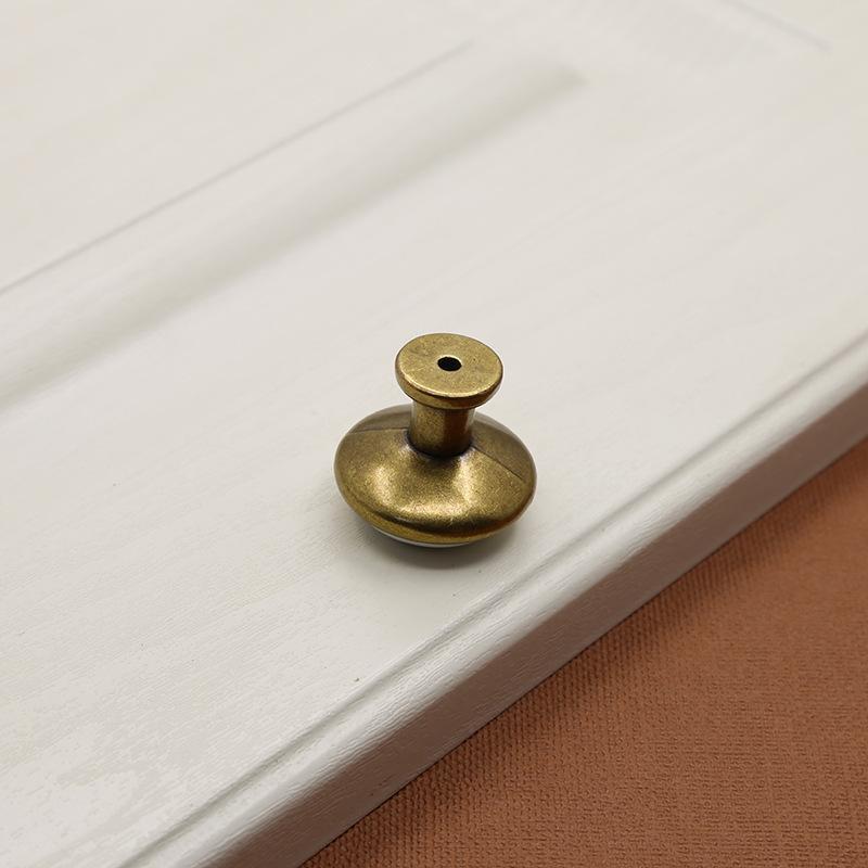 European Flower Ceramic Handles Kitchen Cabinet Storage Dressers Classic Wardrobe Cabinet Closet Door Pulls