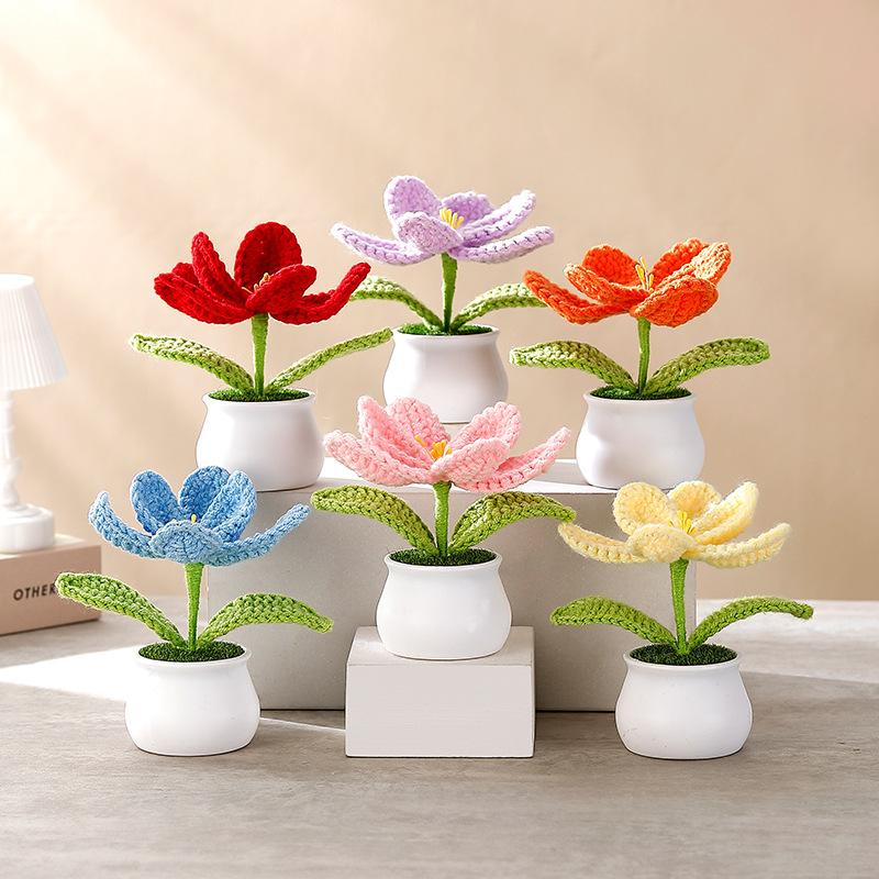 Knitting Tulip Flowers with Potted Cute Crochet Flower Fake Plant Party Gift Home Decor Tulip Woven Flower