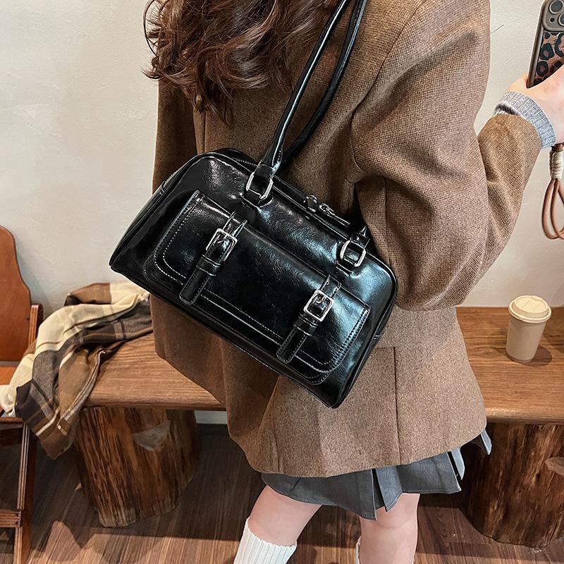 

2024 New Fashion Trend Women s Shoulder Bag Tote Bag Large Capacity Versatile Textured Small Square Bag 27*9*16 чорний