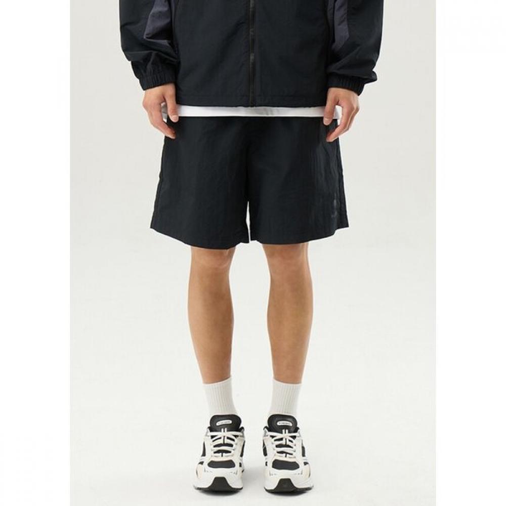 Le Coq Sportif Unisex Lightweight Woven Loose Fit 4 Part Shorts Black Qq223lhp41 BLK black/70 female S