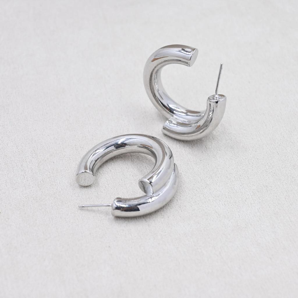 Silver High-End Cold Style Simple Earrings for Women