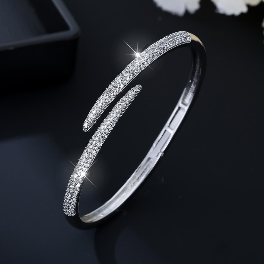 Fashion Simple Sparkling Zircon Open Cuff Bracelet And Ring Set For Women Elegant Light Luxury Jewelry Gift