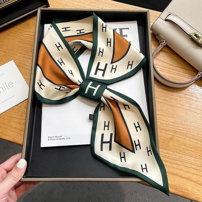 Luxury Spring Summer Ear Silk Scarf Women Striped Print Neckerchief Wrist Towel Korean Style Tie Bag Band Ladies Neck Scarf