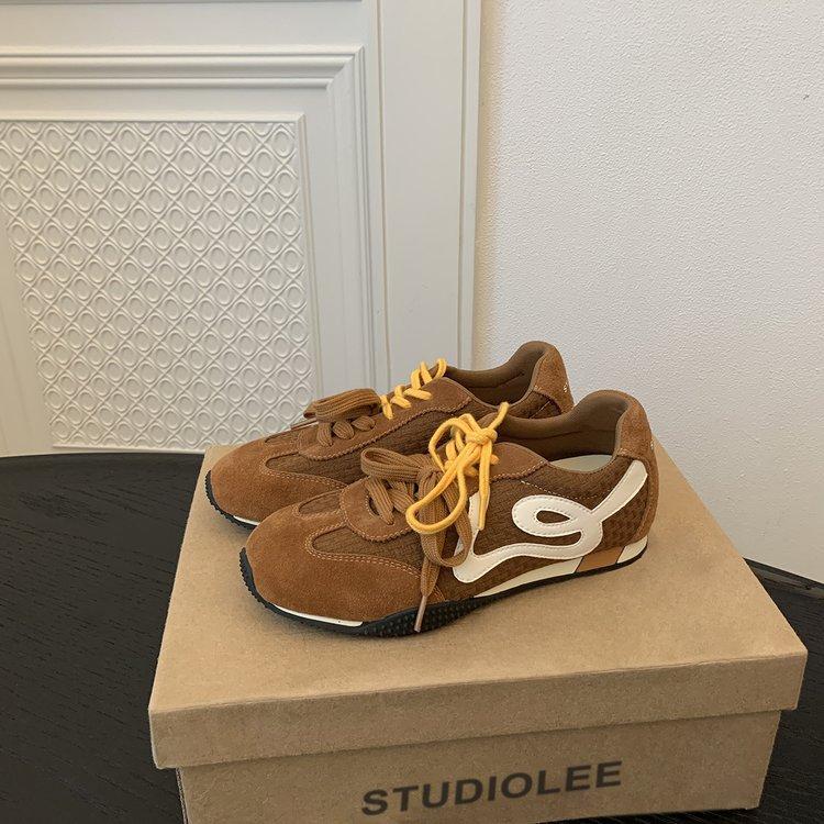 

Leather version~ retro red German training shoes women s 2025 autumn new thick-soled height-increasing Forrest Gump shoes with skirt single shoes 40 коричневый