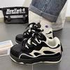 New Men's Sneakers Couple's Thick Bottom Lightweight Breathable Running Shoes Women's Black Retro Casual Skateboarding Shoes