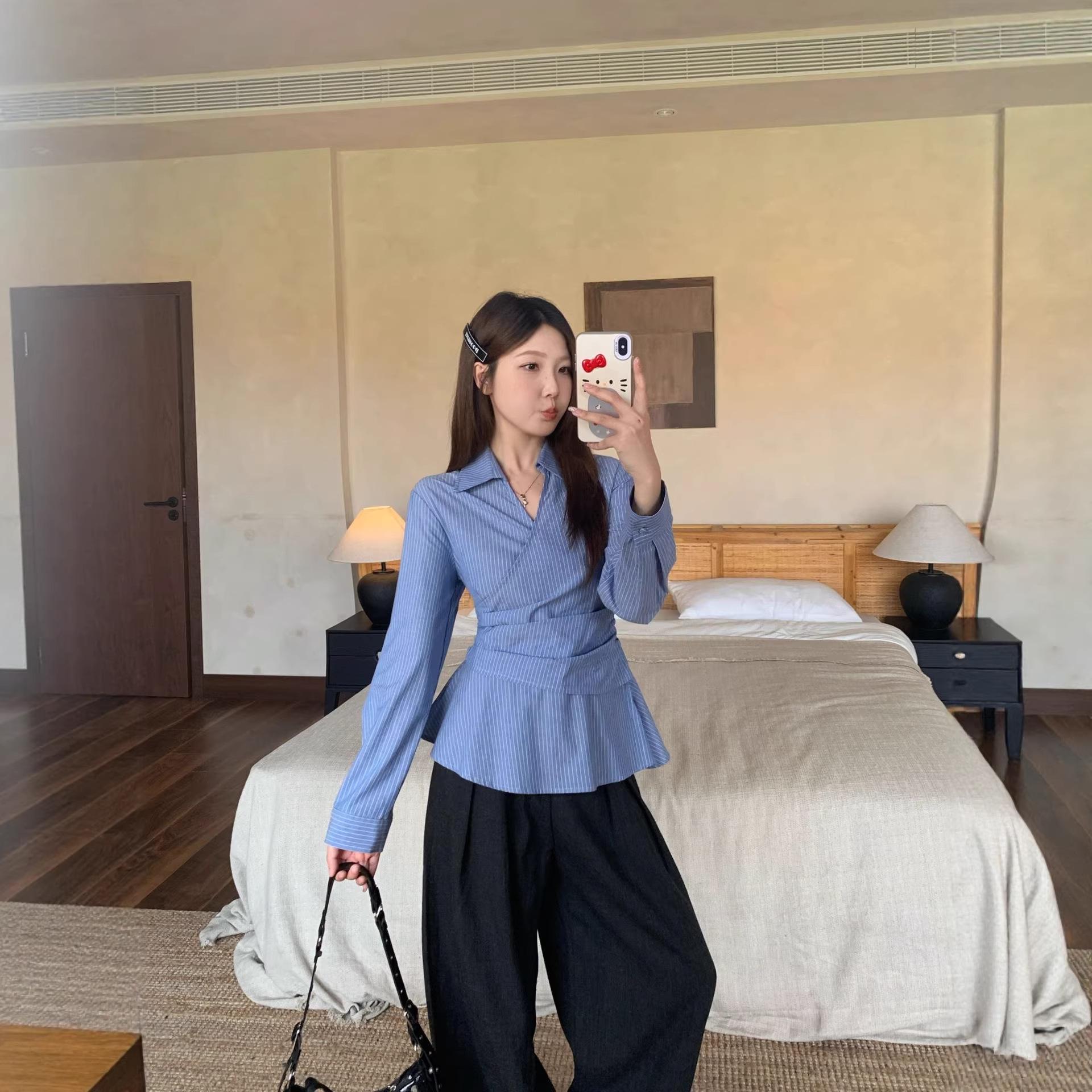 

Plus Size Women s Korean-Style Striped Button-Down Waist-Cinched Shirt 3XL синий