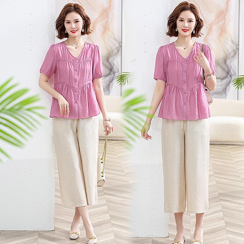 

2026 Summer Collection: Chiffon Blouse and Short-Sleeved T-Shirt Set for Moms Aged 40s-50s 4XL (Recommended 145-160 Jin)
