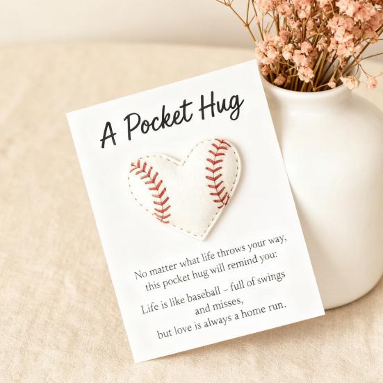 Yousheng Golf Pocket Hug with Card Heart-Shaped Softball Golf Ball Pocket Hug Token Encouragement Keepsake Gift for Softball Lovers Golfers Sports