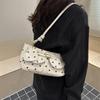 Sac à main rétro grande capacité à pois Boucle métallique Sacs bandoulière en cuir Sacs d'aisselle mode Avec pendentif