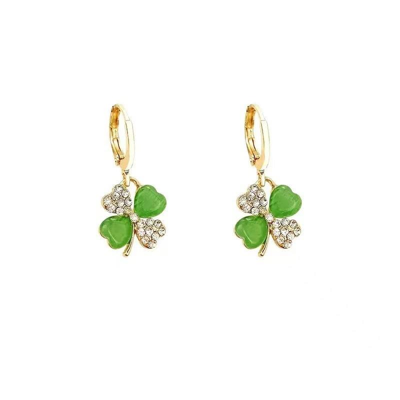

Fashion Earrings Lightweight Luxury Design Clover Leaf Dangle Hoop Earrings Stylish Jewelry Accessories for Daily Wear and Special Occasions зелёный